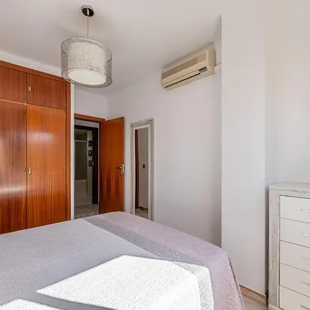 Olay- Habitaciones Femeninas Solo Para Mujeres Fuengirola